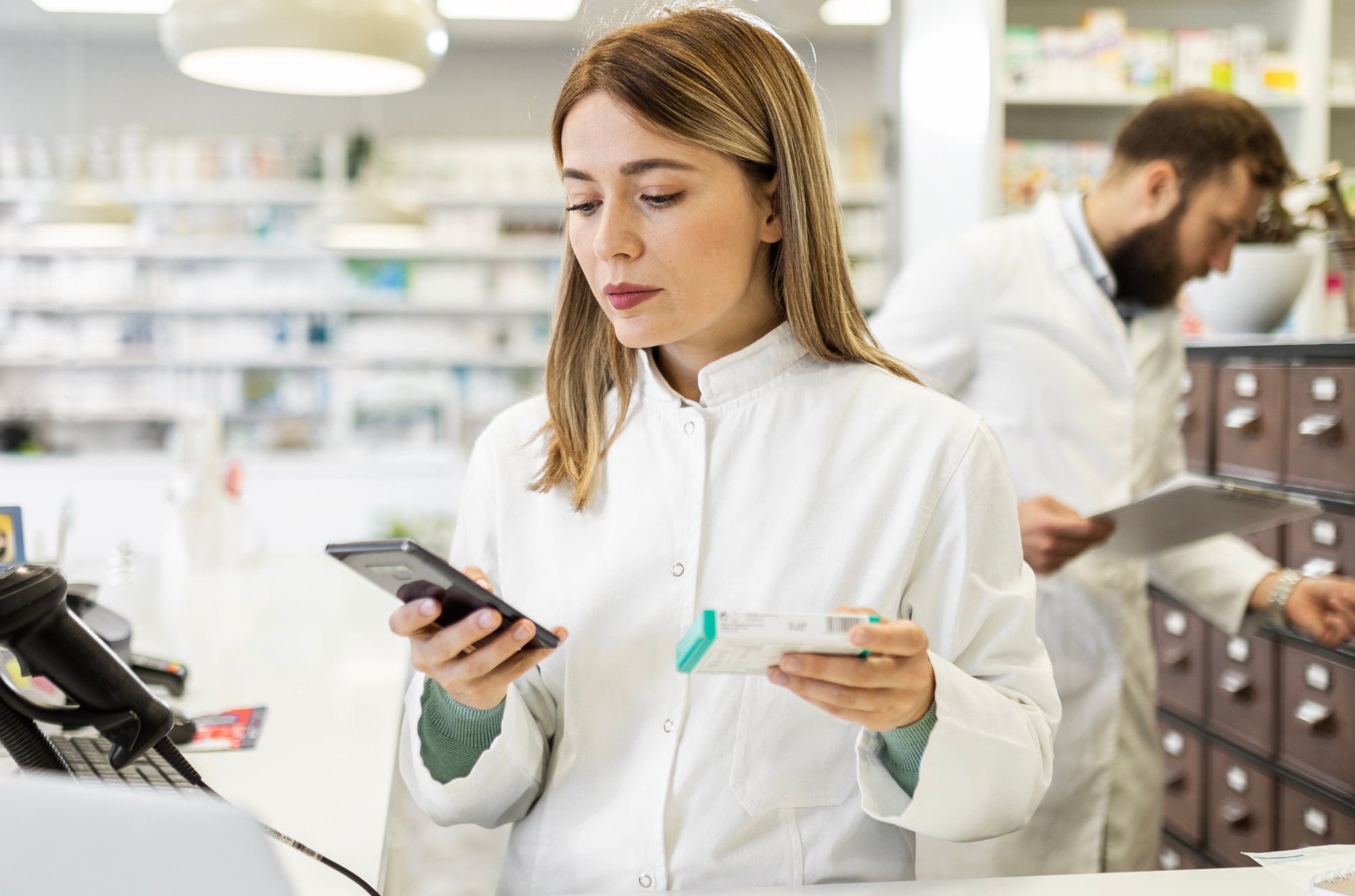 Acesso rápido à legislação farmacêutica atualizada é crucial