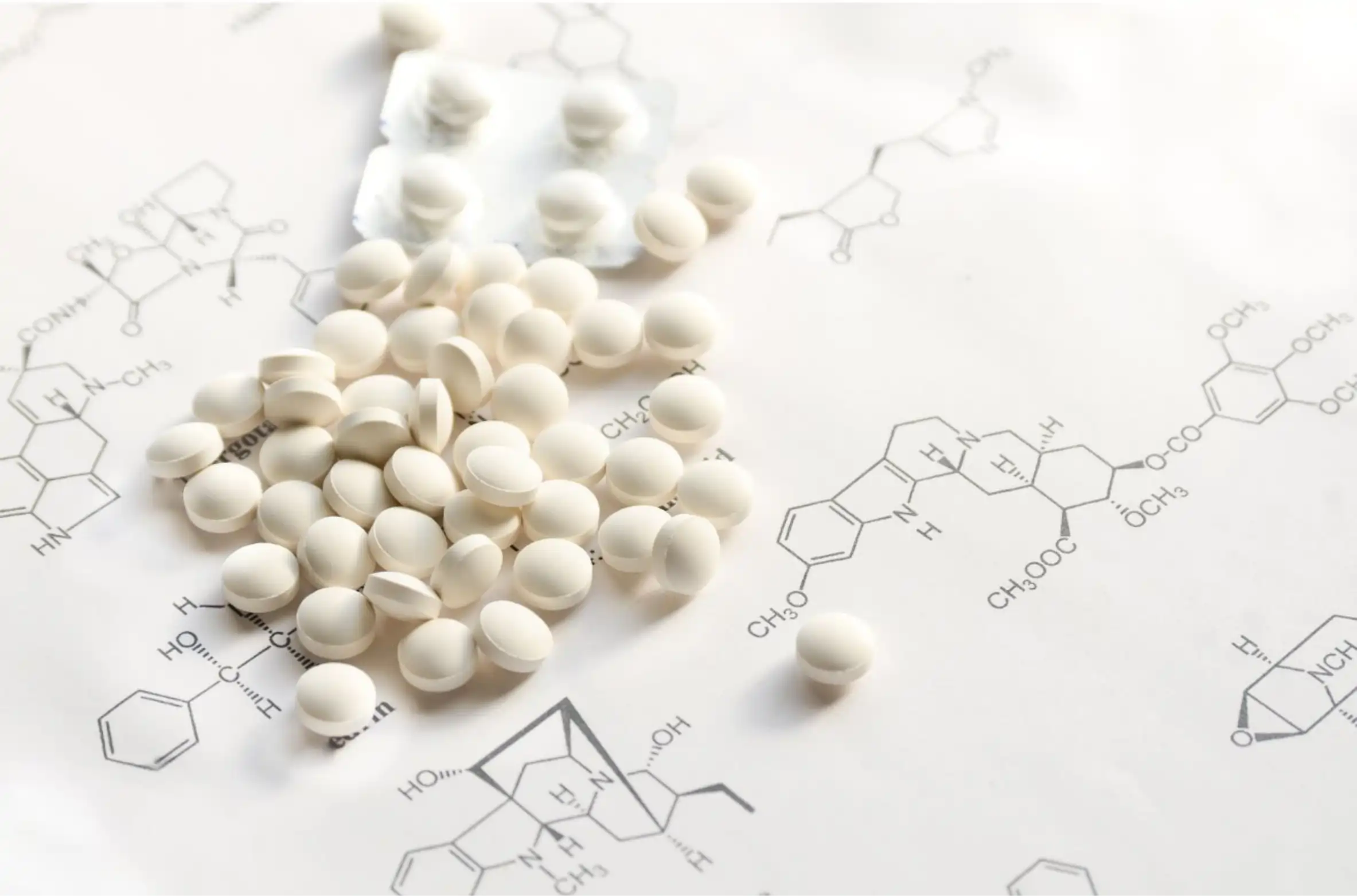 DCBs e a Importância da Resolução RDC Nº 955 para o Farmacêutico no Atendimento ao Paciente